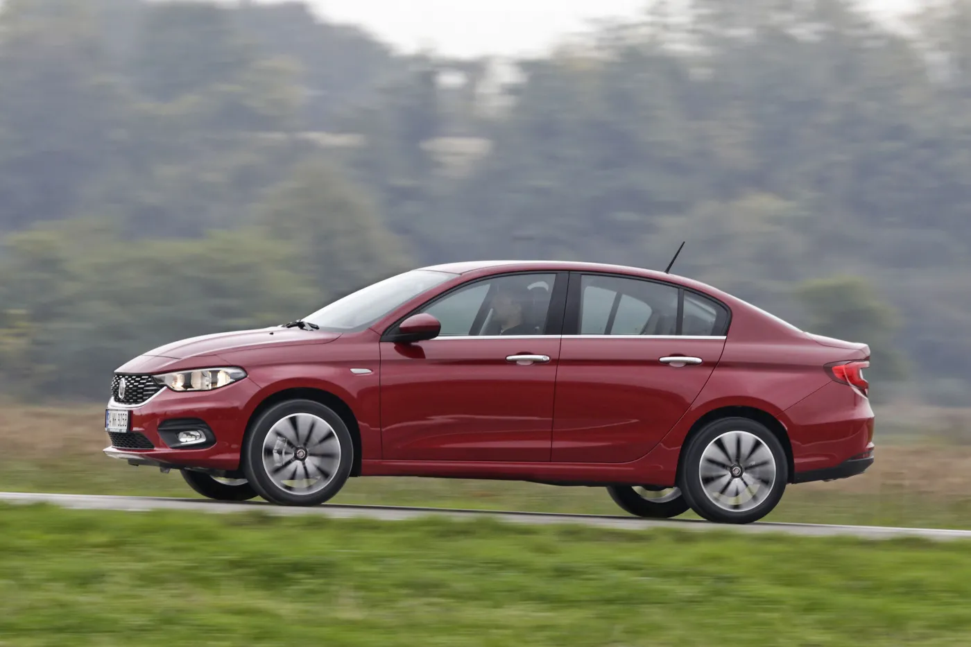 8462163-fiat-tipo.jpg