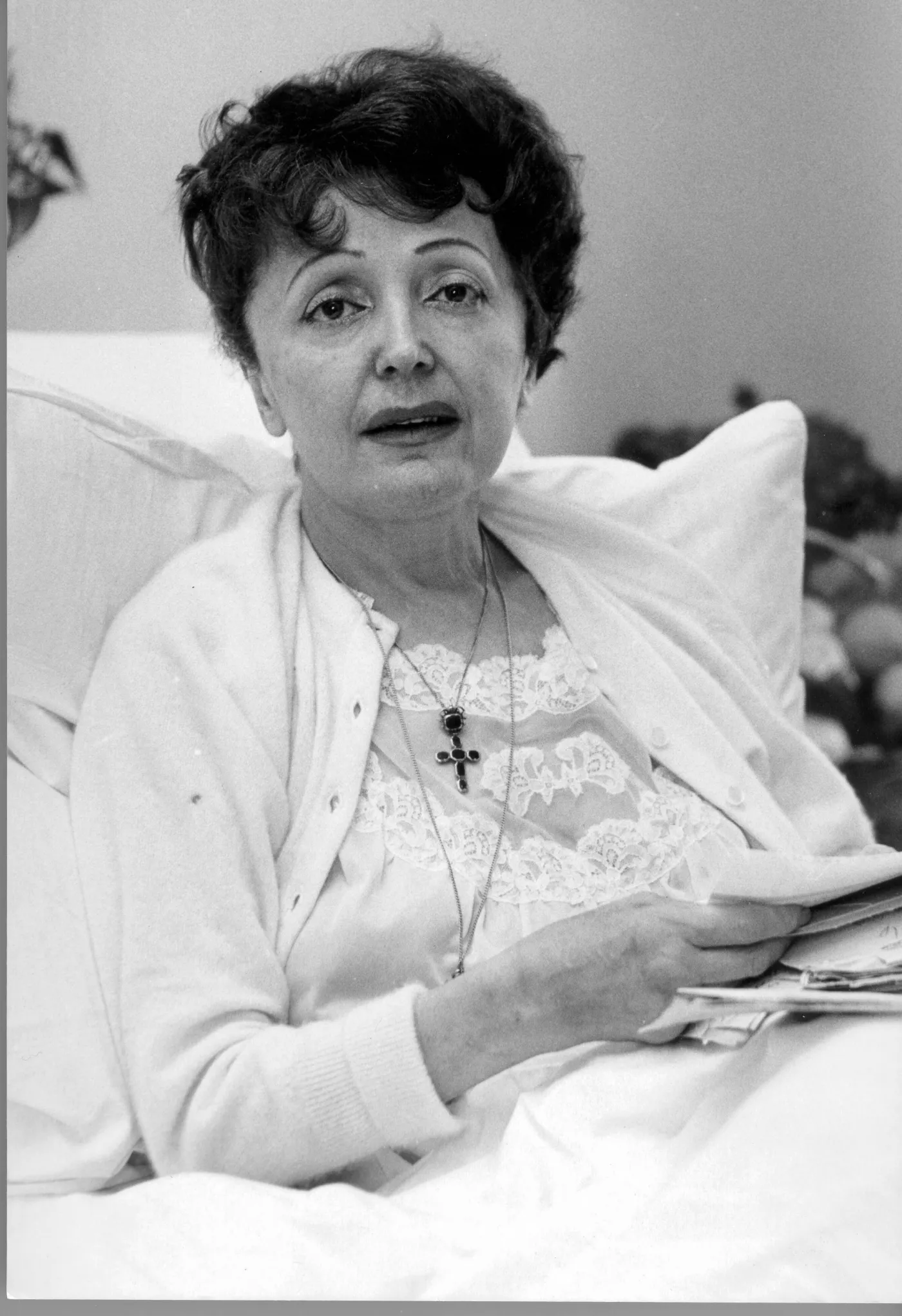 8528082-edith-piaf.jpg