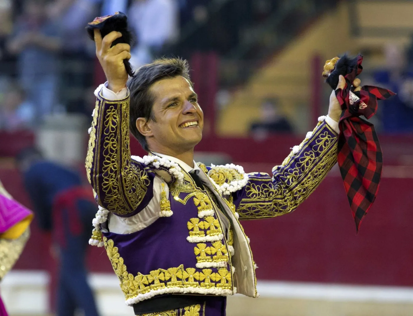 8312704-saragossa.jpg