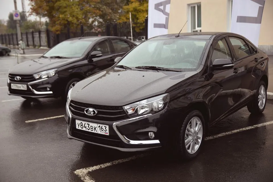 8355262-lada-vesta.jpg