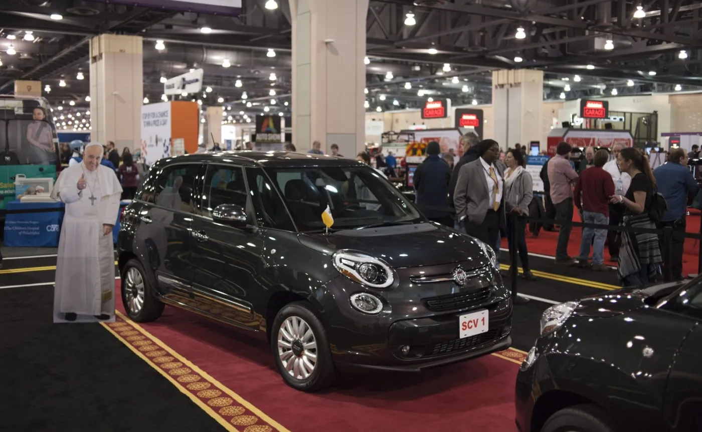 8698645-fiat-500l.jpg