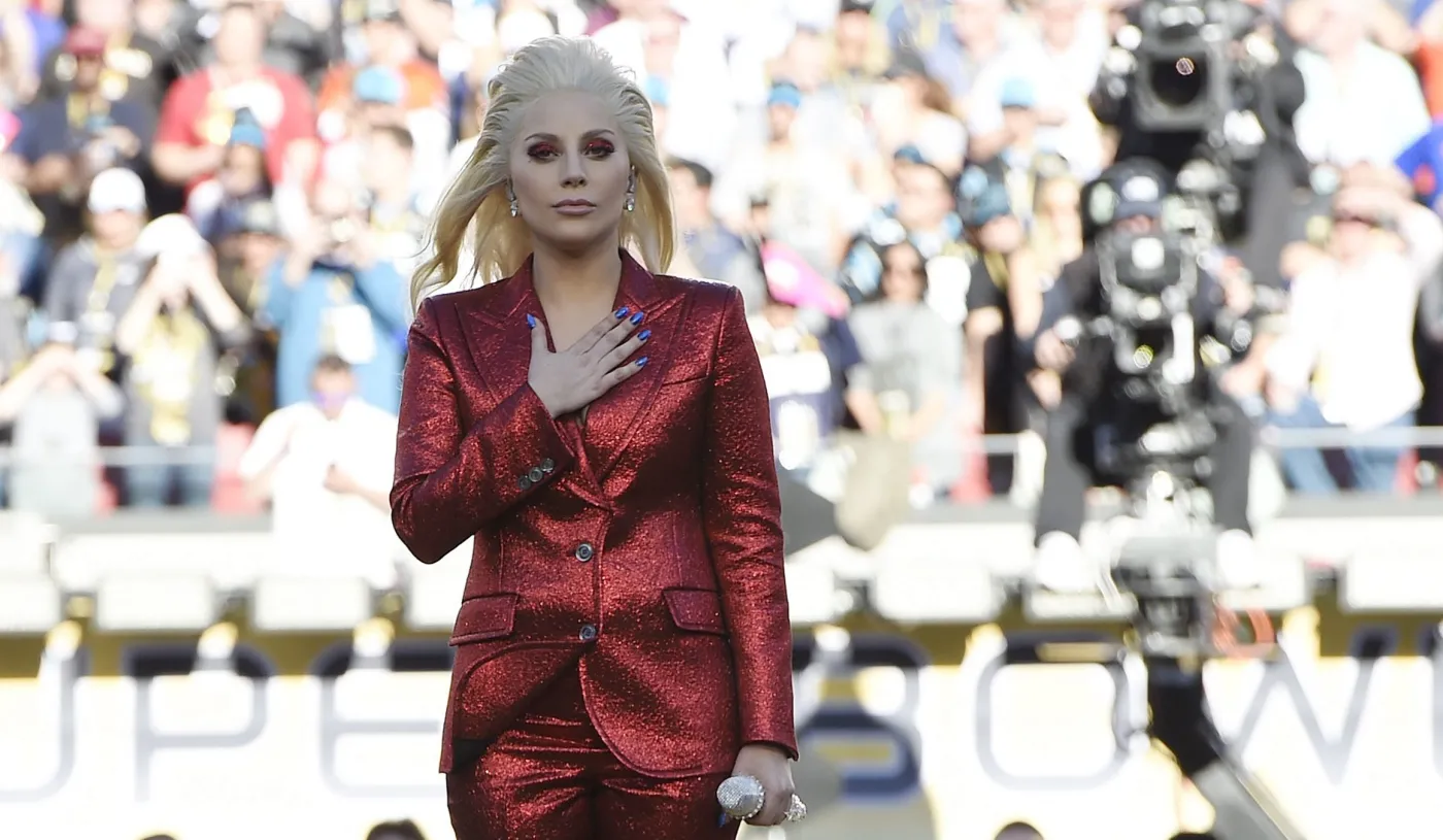 8714145-lady-gaga.jpg