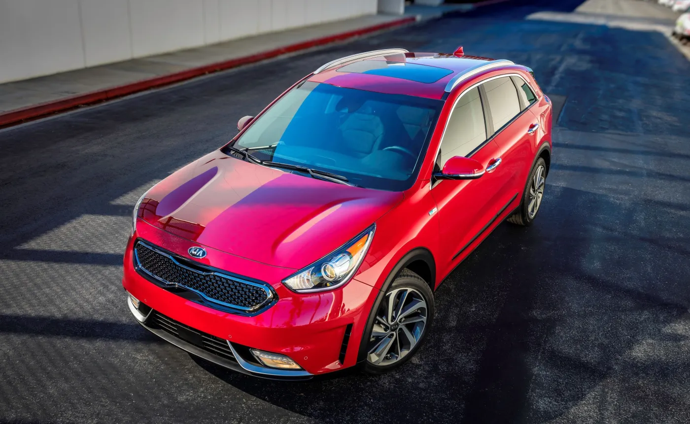8726493-kia-niro.jpg