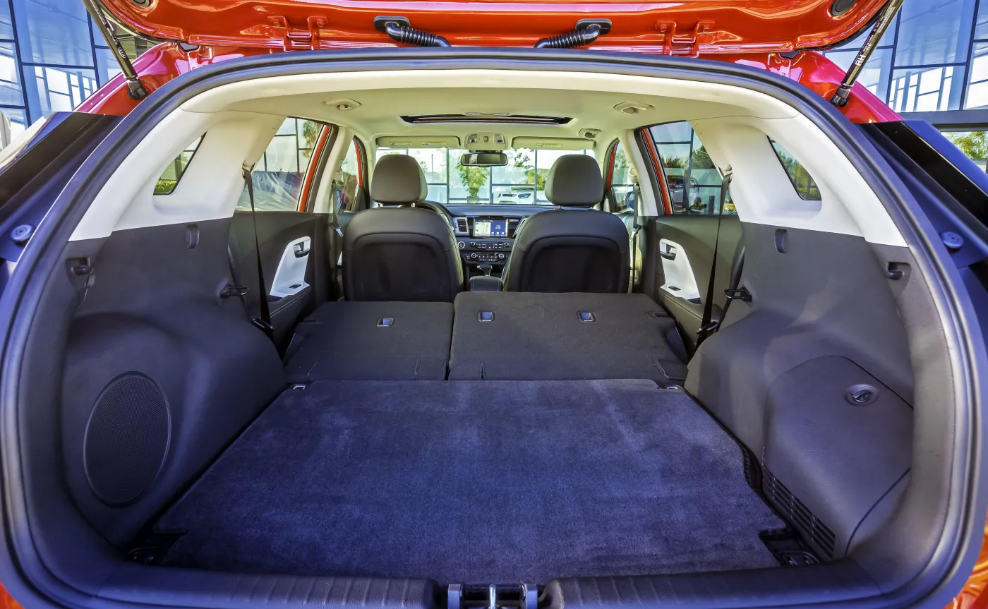 8726589-kia-niro.jpg