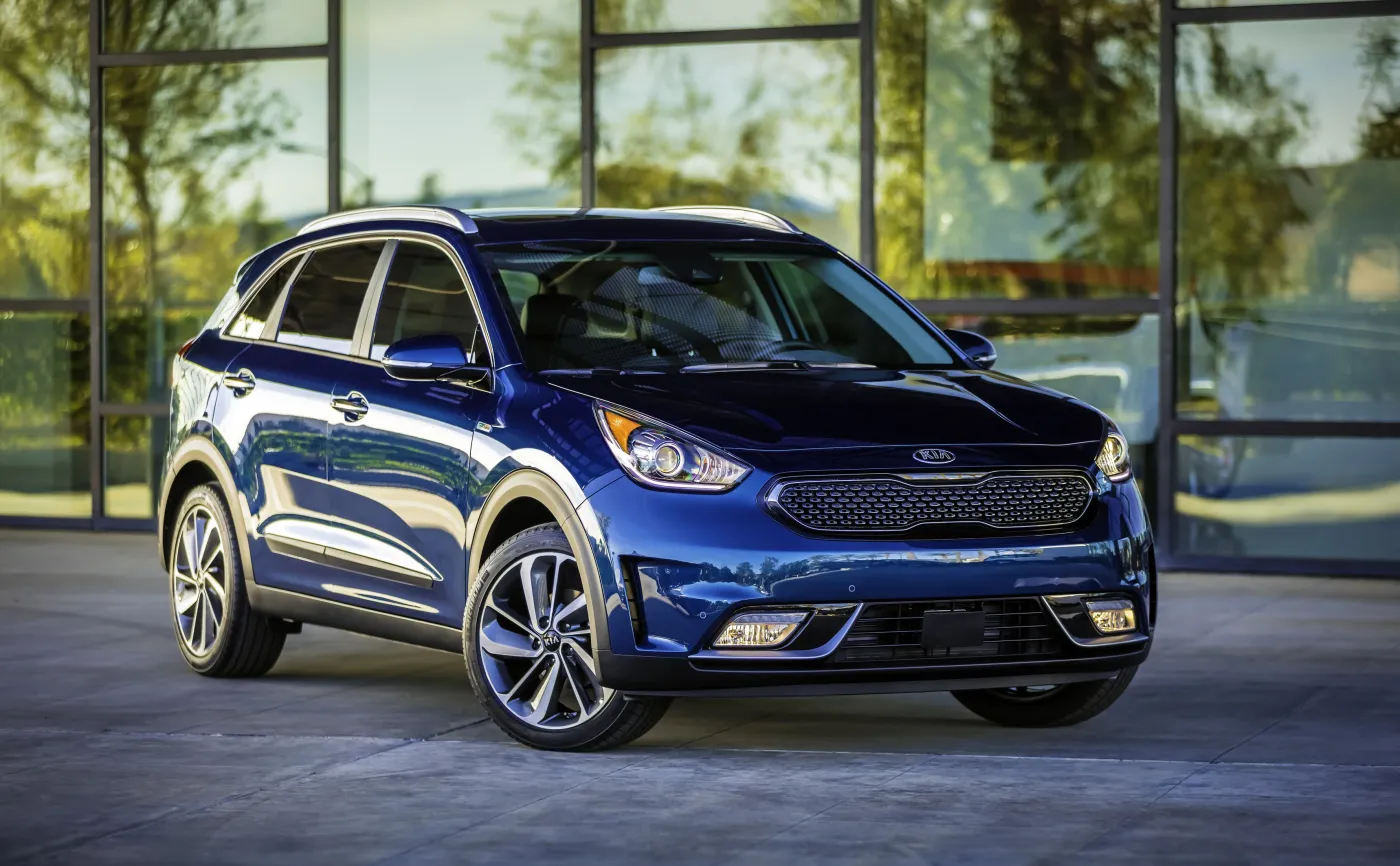 8726925-kia-niro.jpg