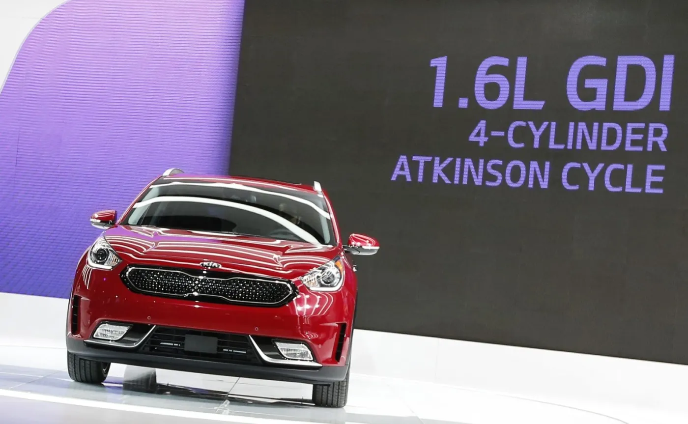 8727731-kia-niro.jpg
