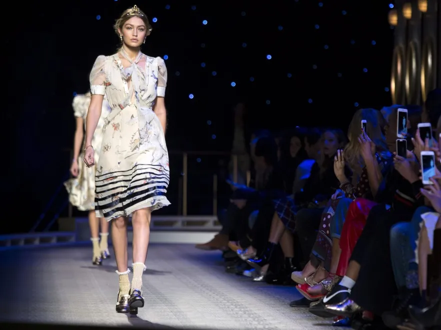 8747781-gigi-hadid.jpg