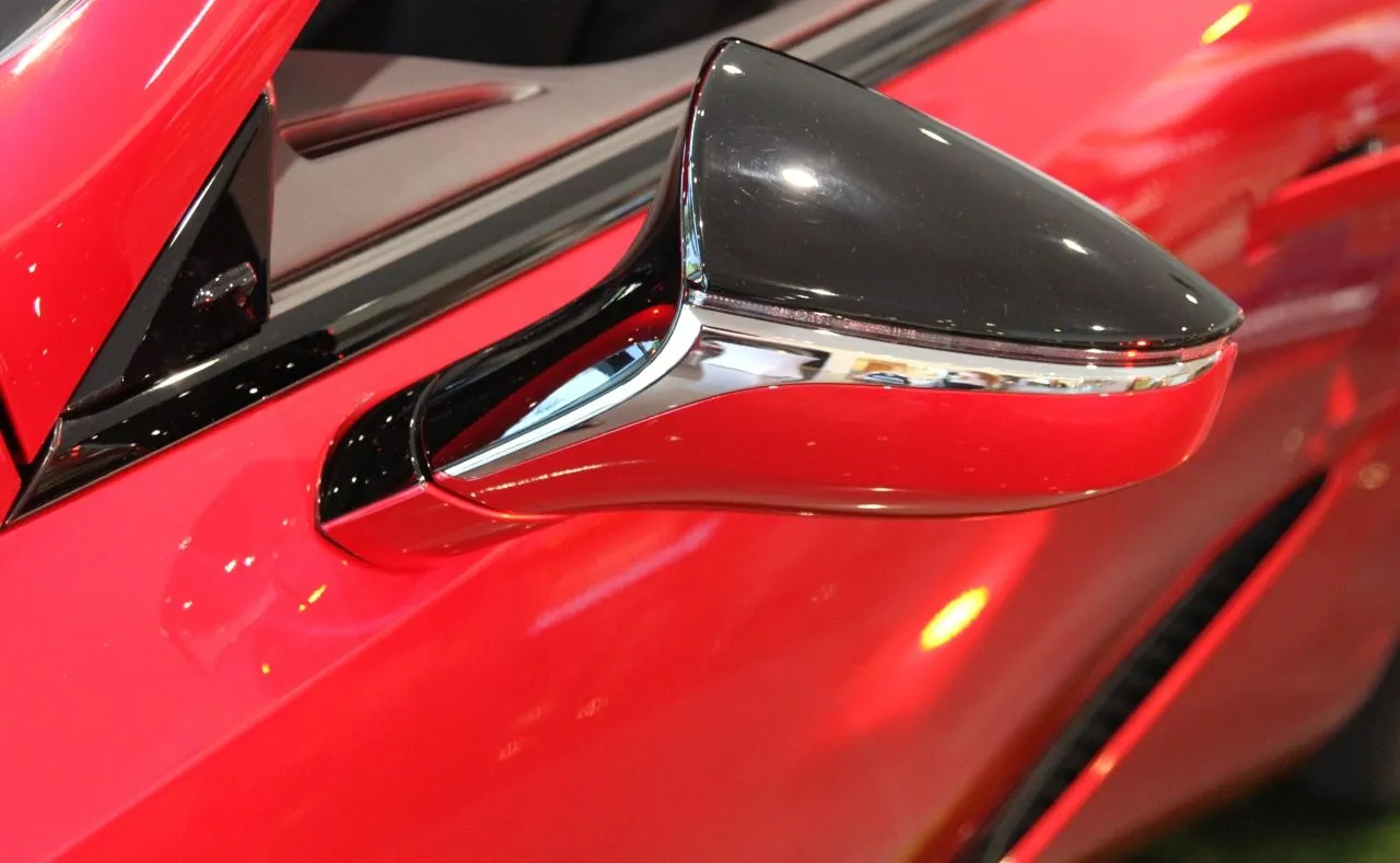 9384916-lexus-lc.jpg