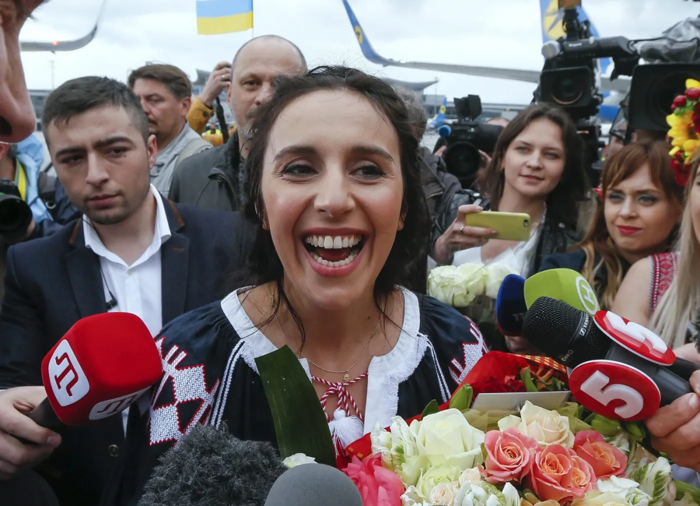 9045157-dzamala.jpg