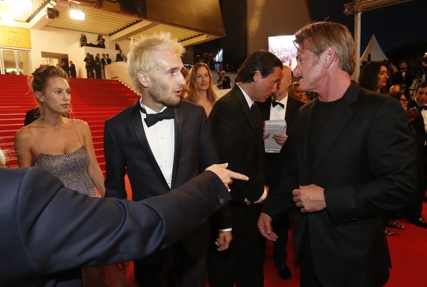 9064370-sean-penn.jpg