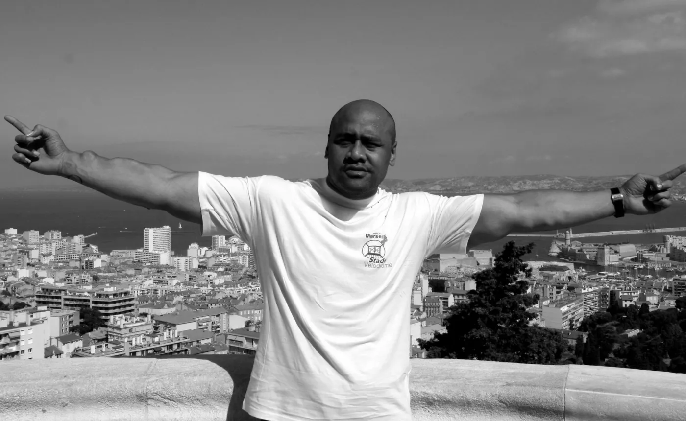 9570676-jonah-lomu.jpg