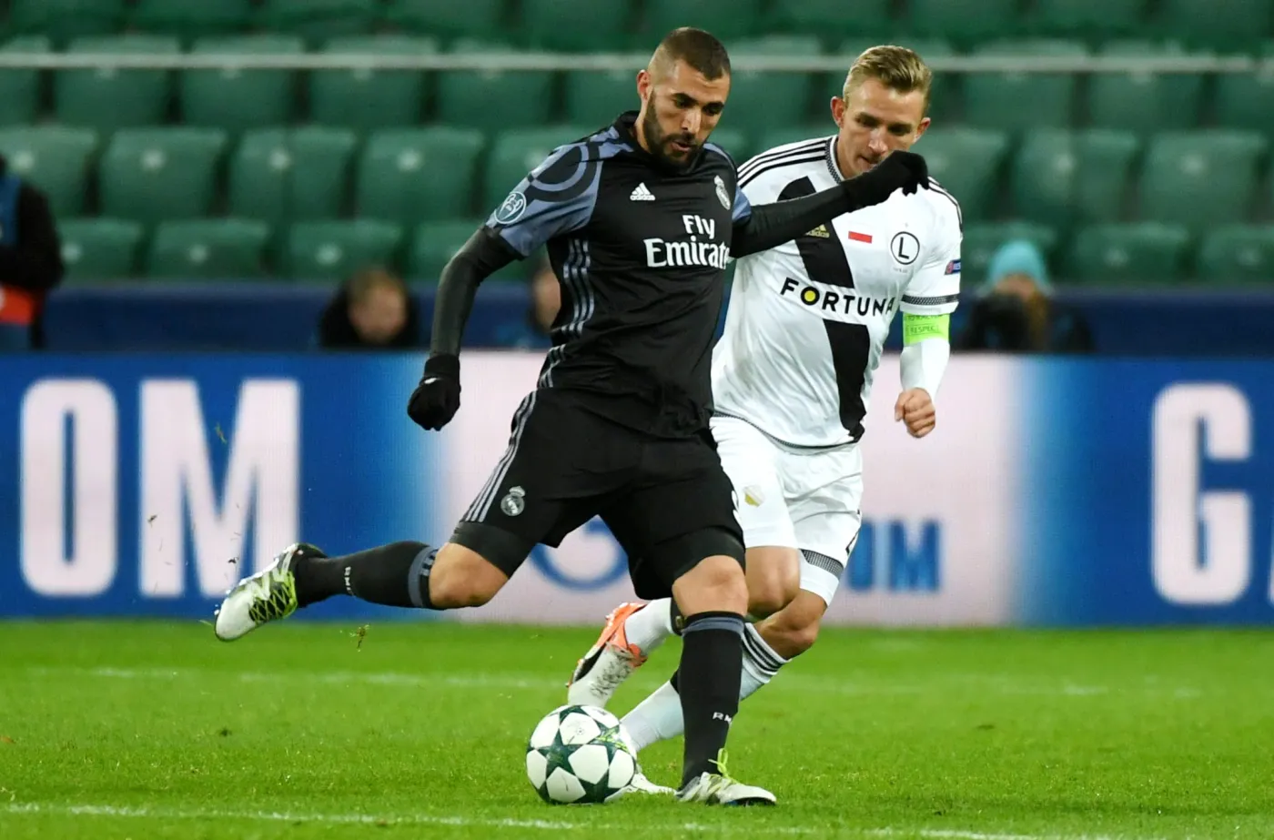 9580447-legia-real.jpg