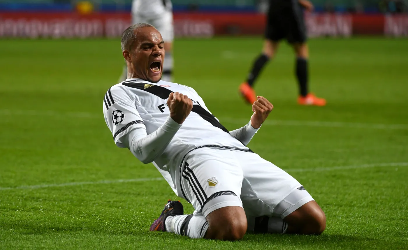 9580637-legia-real.jpg