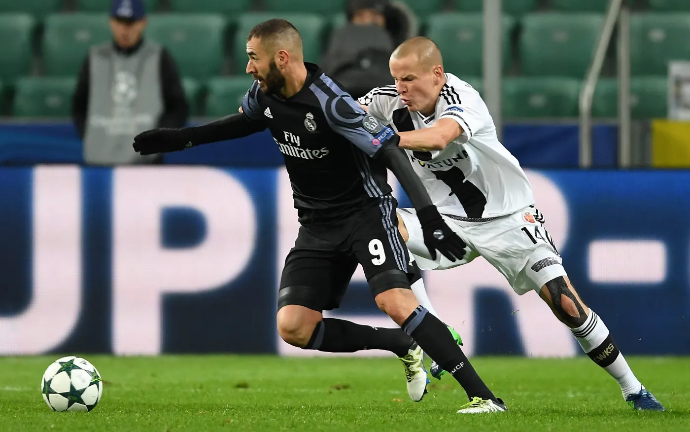 9580701-legia-real.jpg