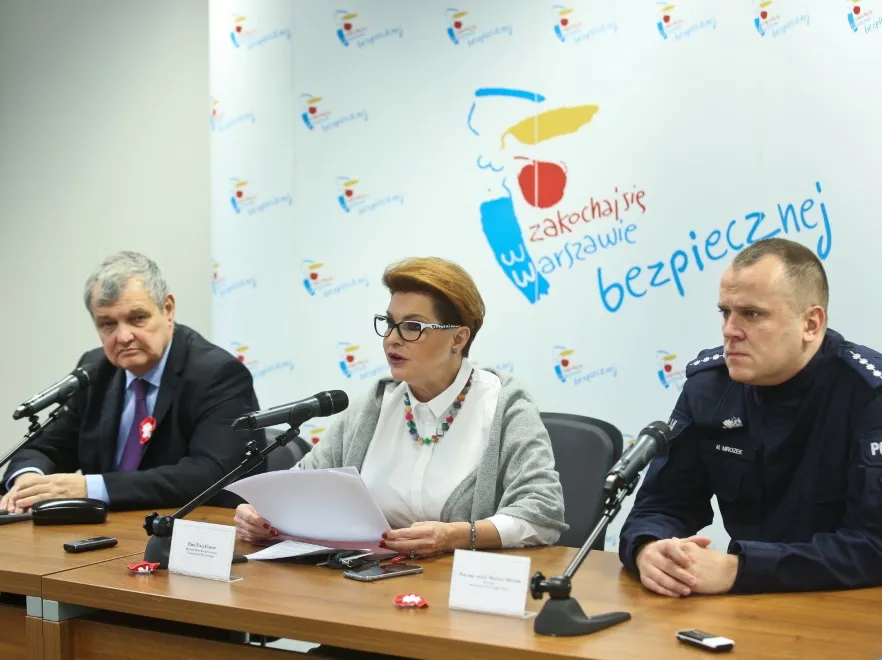 Z zabiegami jej do twarzy...? TAK wygląda szefowa Biura Bezpieczeństwa Warszawy. FOTO