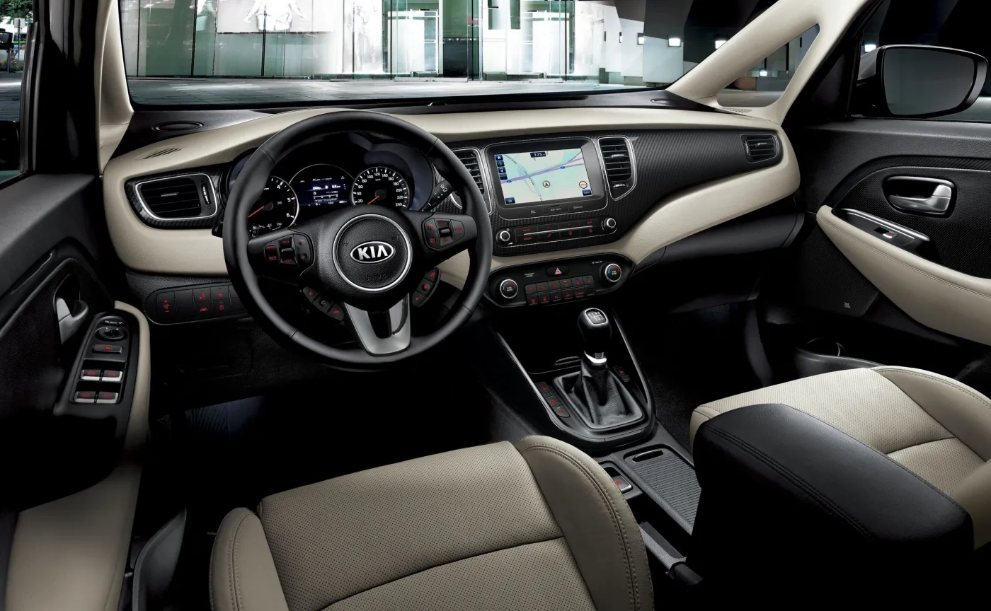 Kia carens