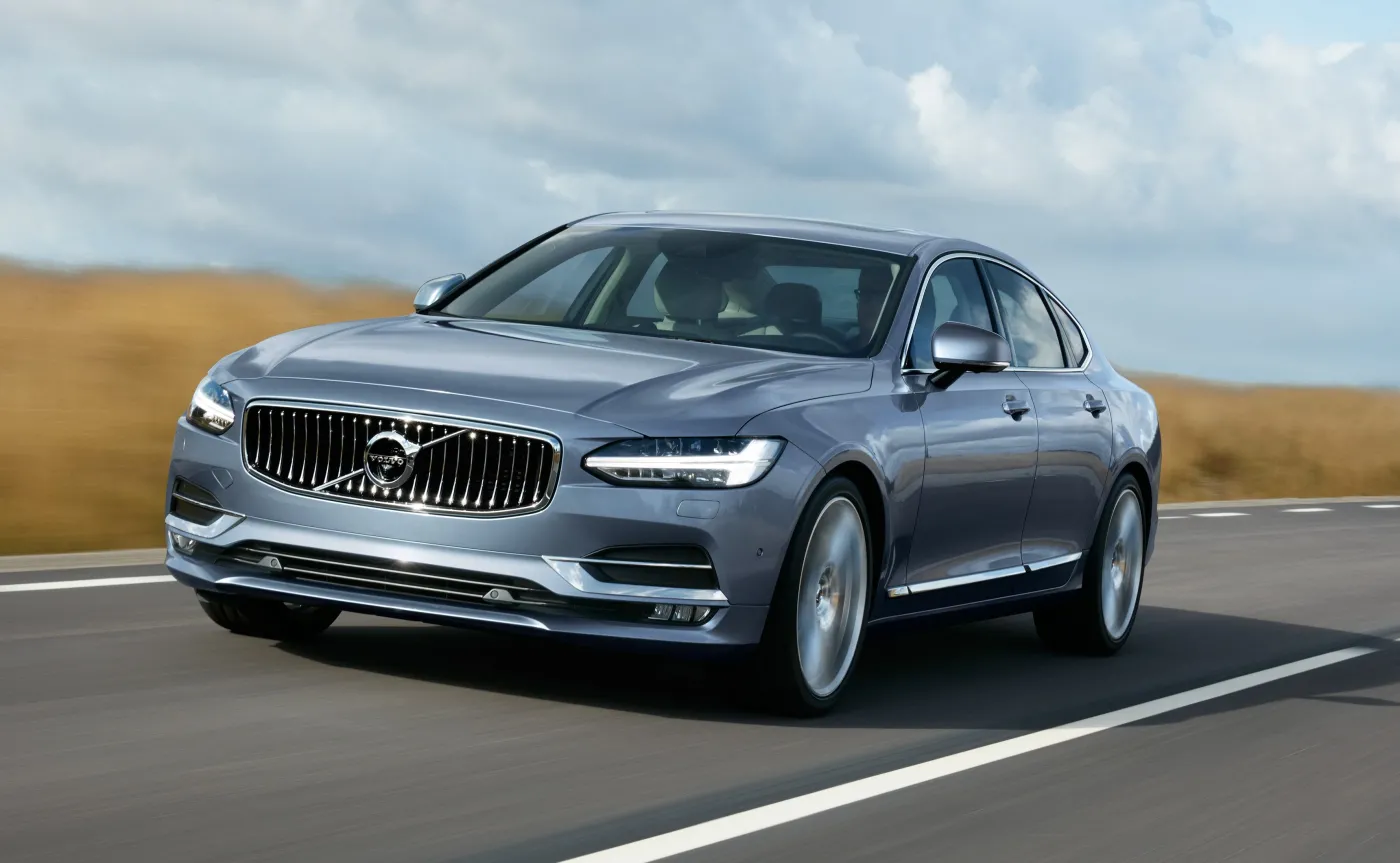 Łukasz Bąk: Jajachim Loew jeździłby volvo