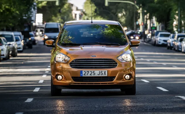 Ford ka+ już na rynku i powalczy z Dacią. Ile kosztuje następca auta z Polski?