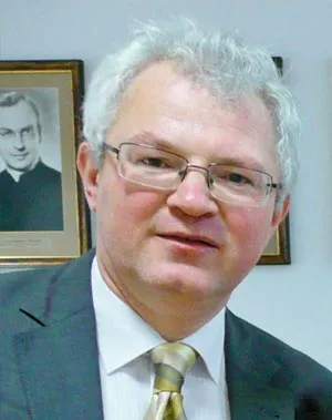 dr hab. Marek Dobrowolski