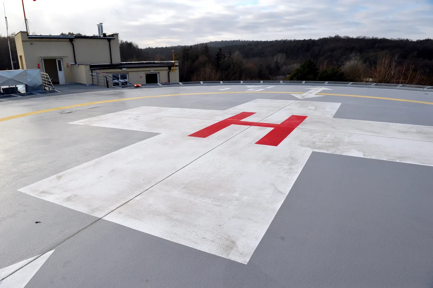 Będą ratować dzieci, dostarczać je tu helikopterem [ZDJĘCIA]