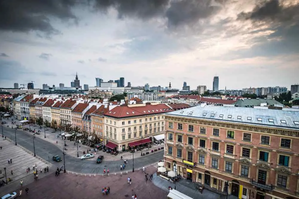 Chińczyk sterował dronem nad Zamkiem Królewskim. Teraz grozi mu rok więzienia