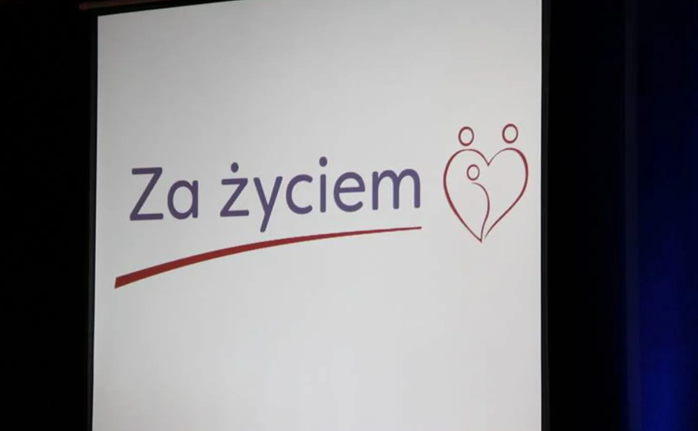 Za życiem