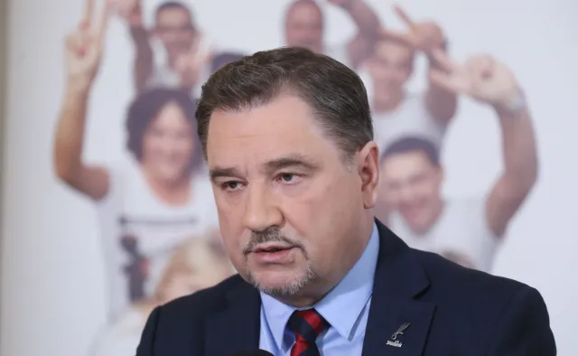 Szef Solidarności ostrzega oprzed zmianami w kodeksie pracy. Mazurek: PiS wcale nad nimi nie pracuje