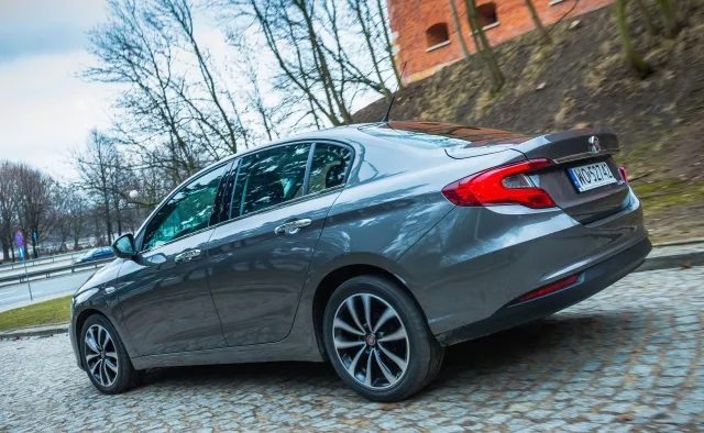 Fiat tipo sedan to najtańsze w Polsce auto z fabrycznym LPG