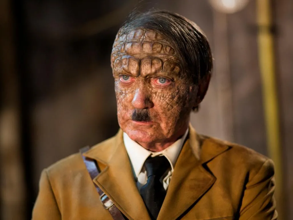 Iron Sky. Inwazja