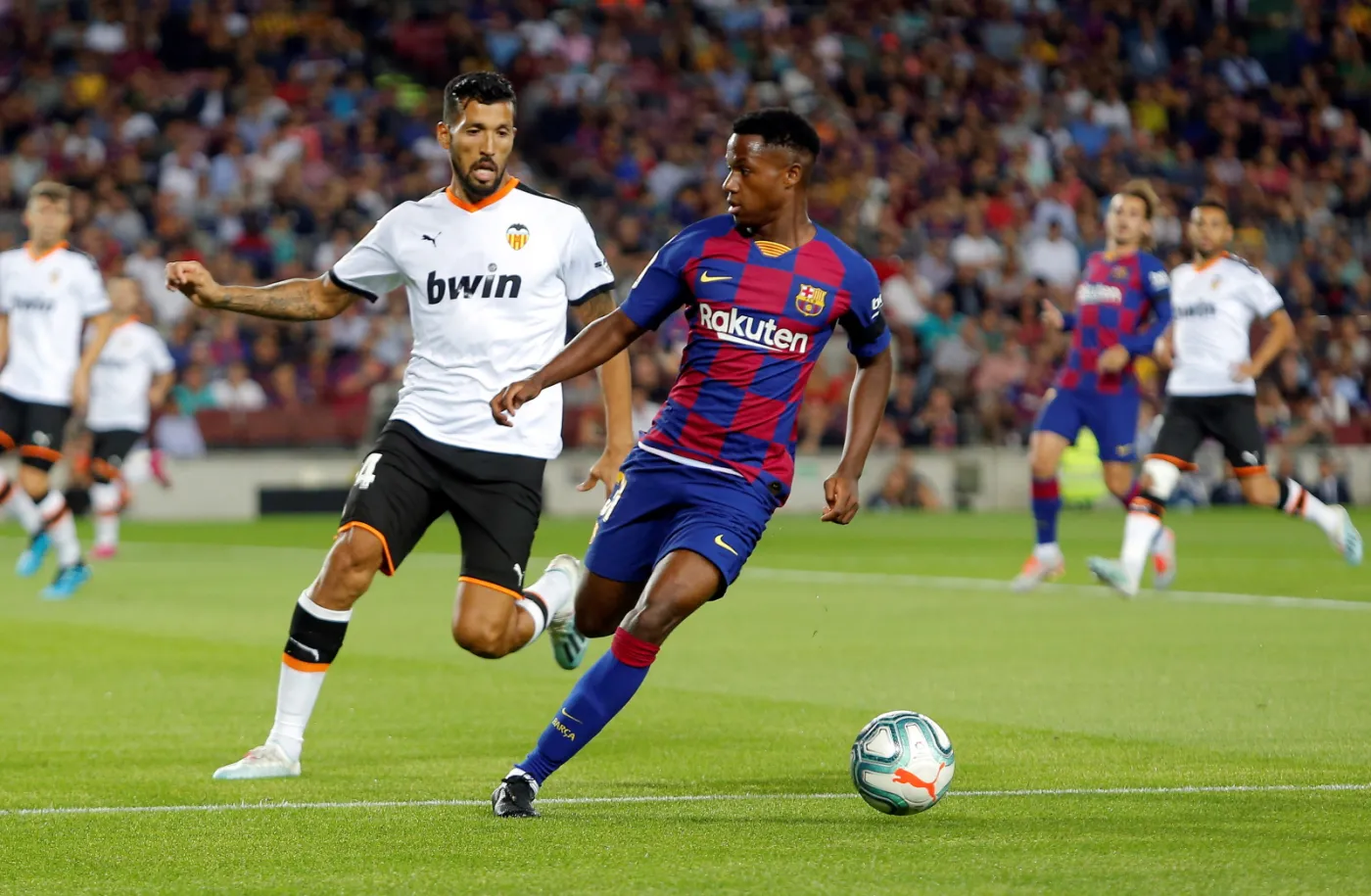 Liga hiszpańska: Sevilla liderem tabeli, zachwyty nad Ansu Fatim