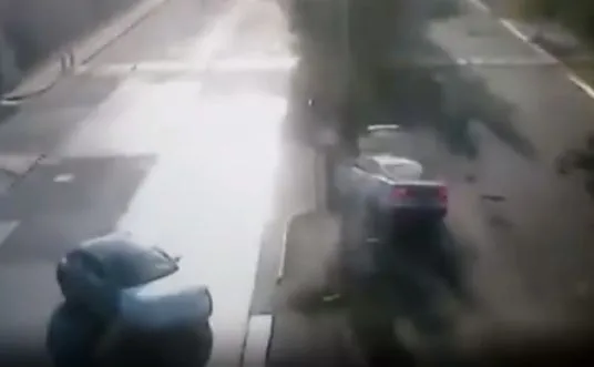 Piłkarz słynnego klubu uderzył autem w tył innego samochodu. Zginęła para młoda jadąca na wesele [WIDEO]