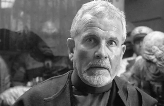 Ian Holm nie żyje. Zagrał Bilbo Bagginsa i... Lecha Wałęsę