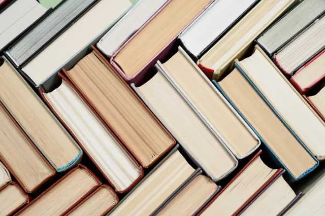 Siedem książek w finale Literackiej Nagrody Angelus