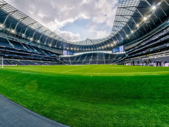 Tottenham Londyn wziął pożyczkę na kwotę 175 mln funtów