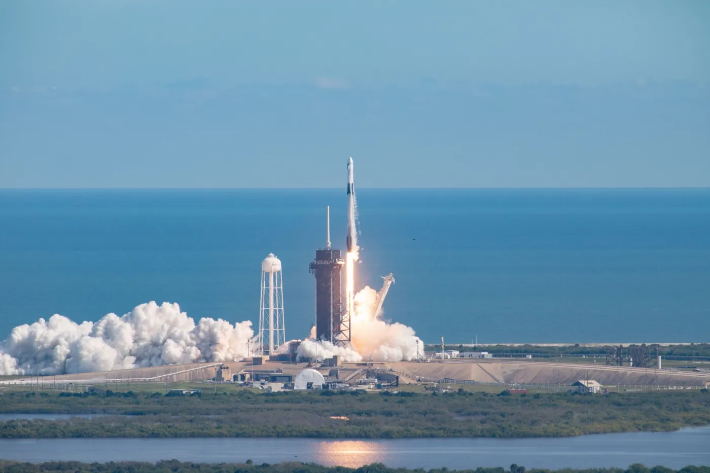SpaceX wystrzeliła w kosmos kolejną kapsułę Dragon