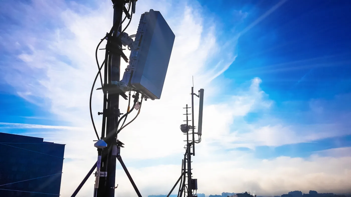 "Nie boję się 5G. Antena smartfona jest większym źródłem fal elektromagnetycznych"