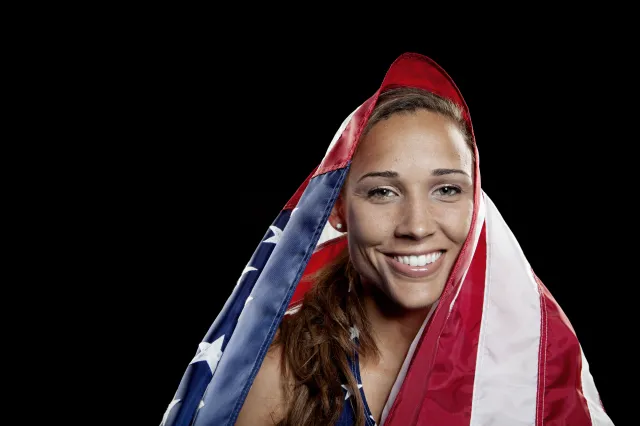 Lolo Jones odpowiedziała swoim krytykom na Twitterze. "11 lat hejtu"