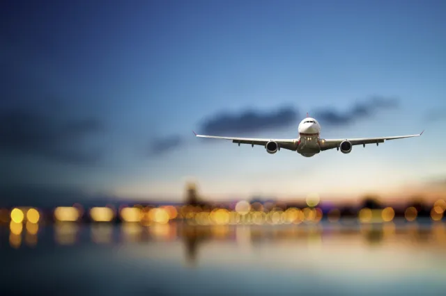 Linie z całego świata potrzebują 500 tys. pilotów. To jeden z najbardziej pożądanych zawodów