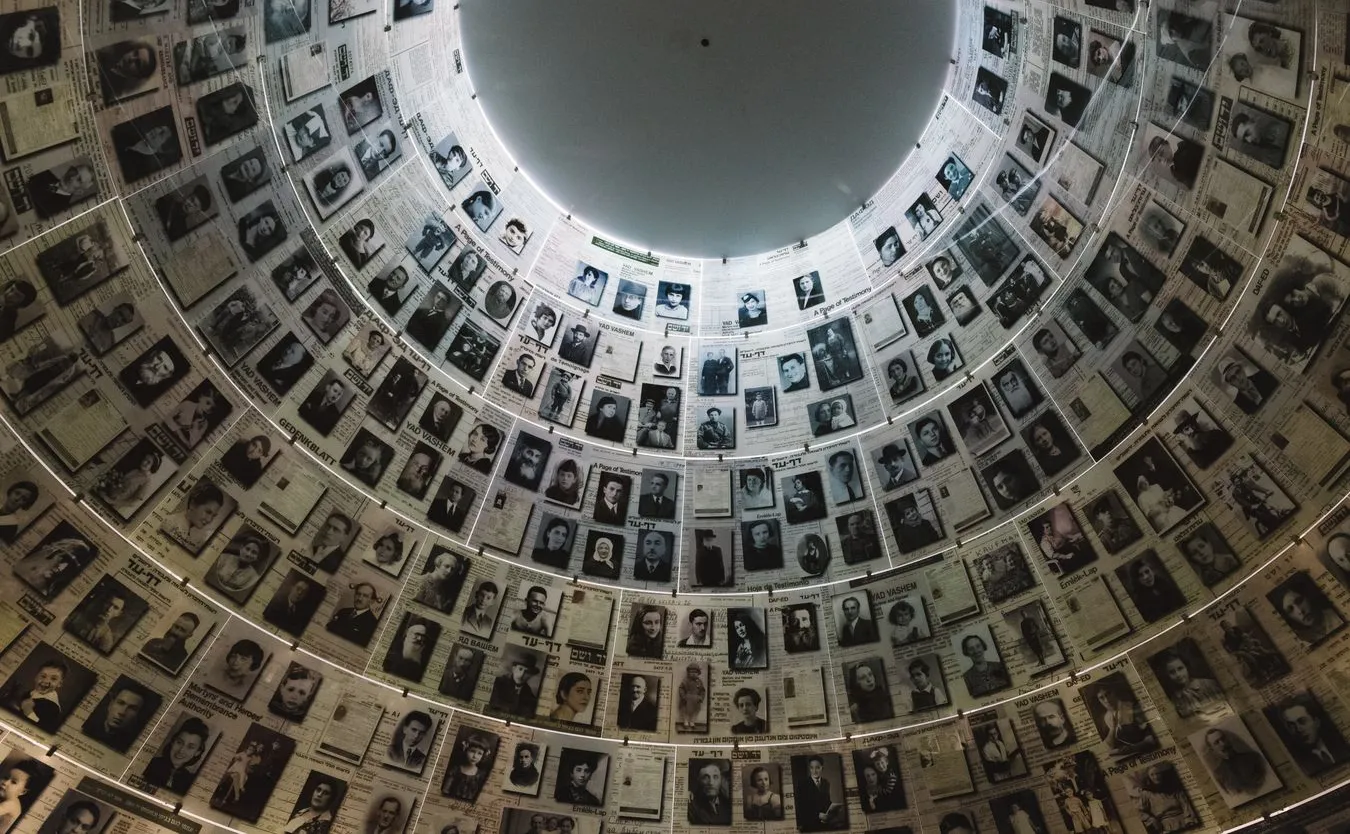 Yad Vashem potępia aukcję stempla do wykonywania tatuaży z Auschwitz