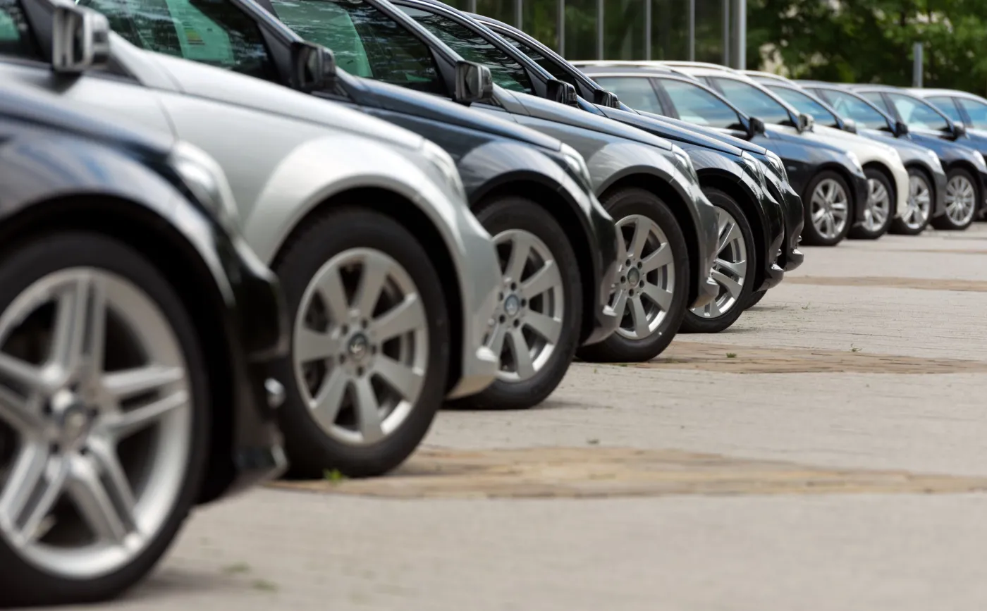 Motoryzacja znów weszła w ostry wiraż. Nie ma szans na odbudowę sprzedaży