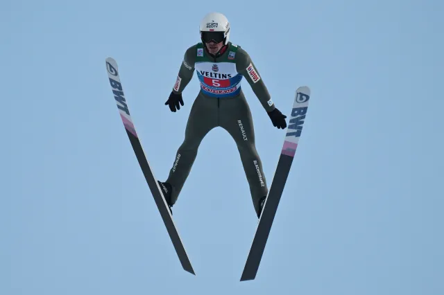 Żyła z najlepszym wynikiem w sezonie. Stoch kompletnie zawiódł w Ga-Pa