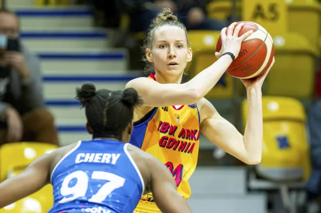 Nieudany debiut Jeleny Skerovic. Arka przegrała w Eurolidze