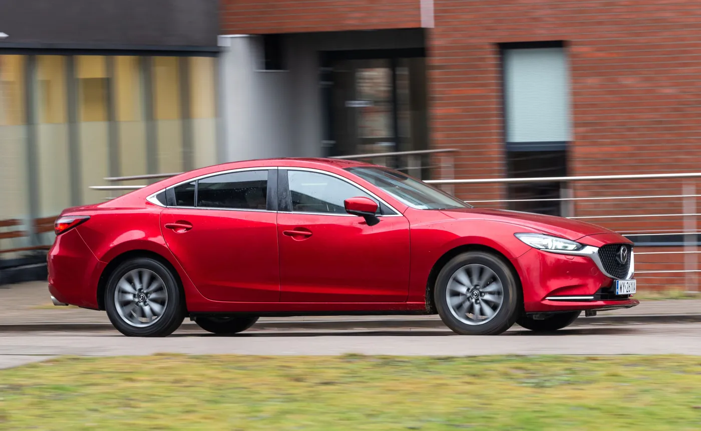 Mazda 6