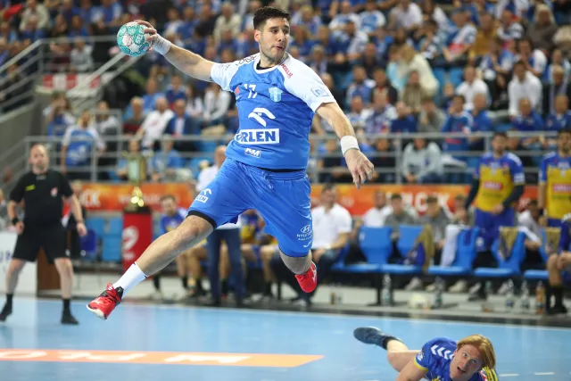 Szlagier pełen emocji. Krajewski wyleciał z parkietu, Jastrzębski MVP