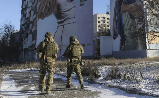 Ukraina zmienia strategię walki. "Bachmut wygląda jak apokalipsa"