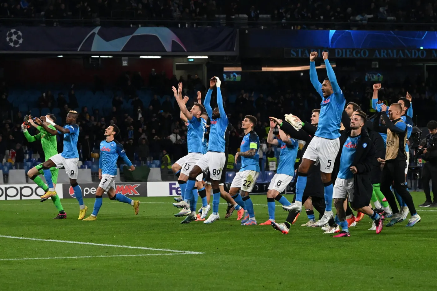 Drużyna Zielińskiego z Milanem w ćwierćfinale Ligi Mistrzów