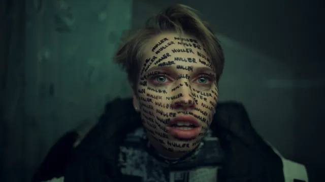 Intymność na sprzedaż w 2. sezonie serialu "Delete Me"