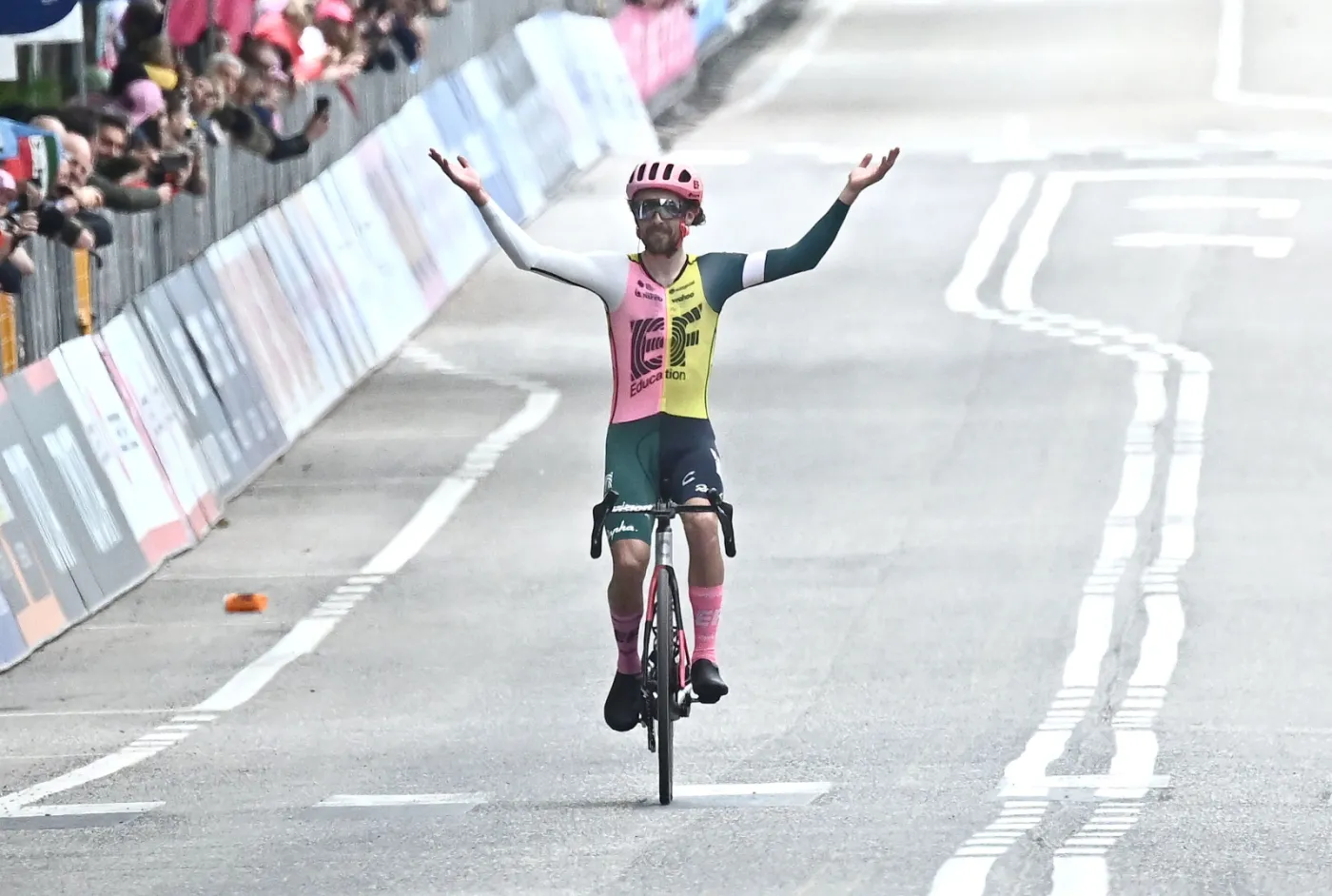 Ben Healy wygrał ósmy etap Giro d'Italia