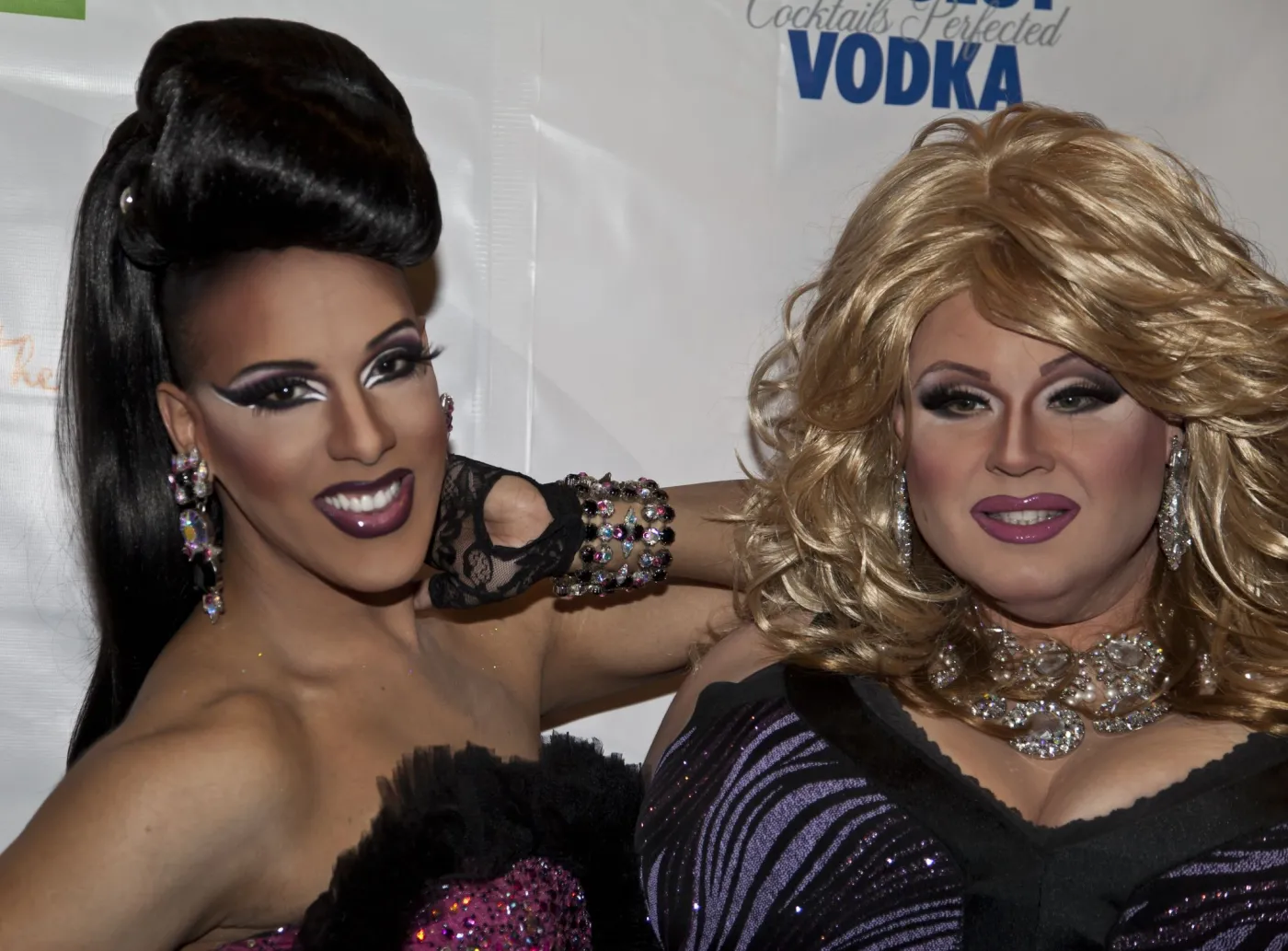 Drag queen i drag king mają czytać dzieciom książeczki. Krytycy mówią o seksualizacji