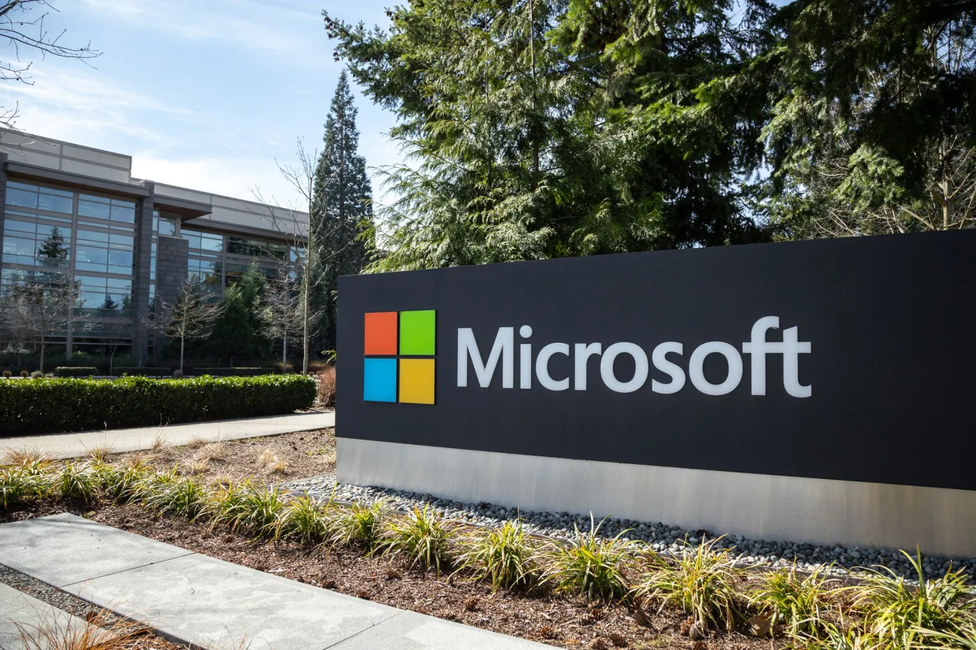 Microsoft uruchamia w Polsce centrum obliczeniowe w chmurze